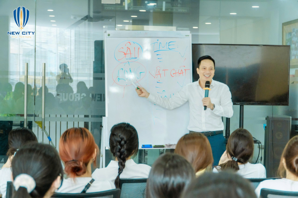 Hoạt động tham quan Doanh nghiệp của SV Lớp 67.KT.CLC
