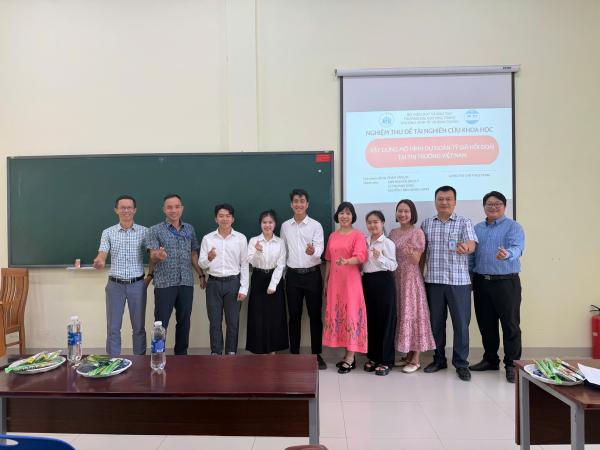 Nghiệm thu đề tài NCKH cấp trường của sinh viên 
